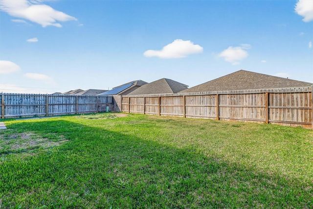 7230 Tristan Dr, Corpus Christi, TX 78414