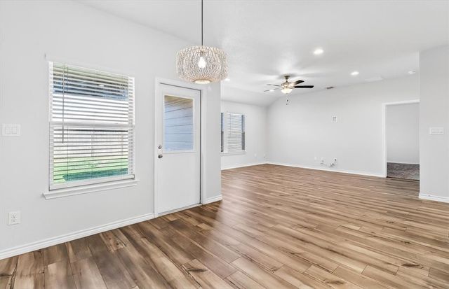 7230 Tristan Dr, Corpus Christi, TX 78414