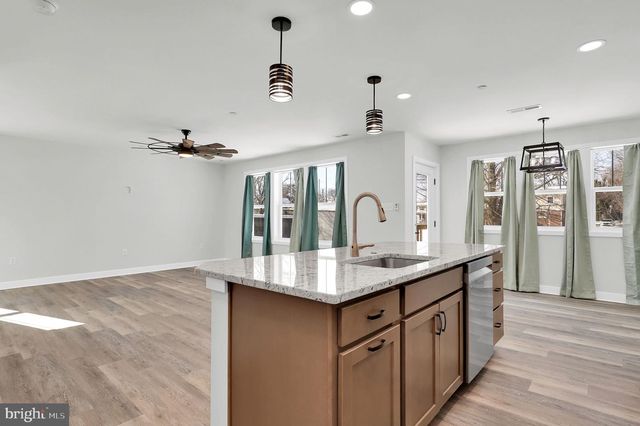 13808 WEAVER AVE, Maugansville, MD 21767