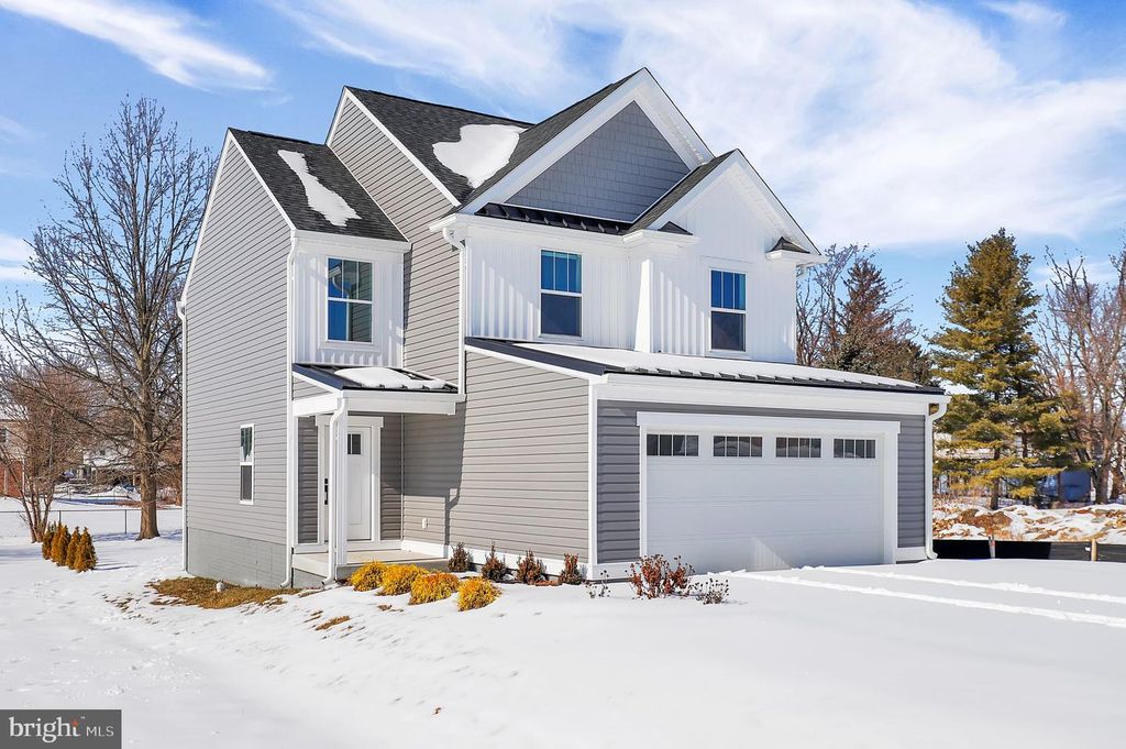 13808 WEAVER AVE, Maugansville, MD 21767