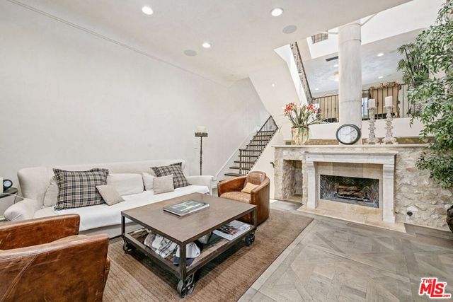 2408 34th Street 4, Santa Monica, CA 90405