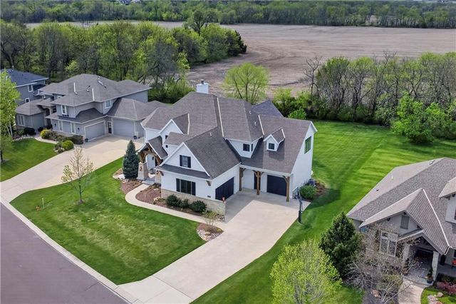 16404 Rosehill Street, Overland Park, KS 66221