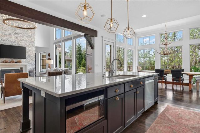 16404 Rosehill Street, Overland Park, KS 66221