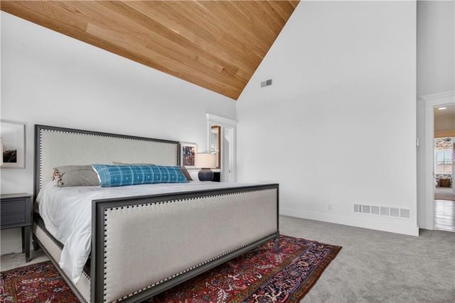 16404 Rosehill Street, Overland Park, KS 66221