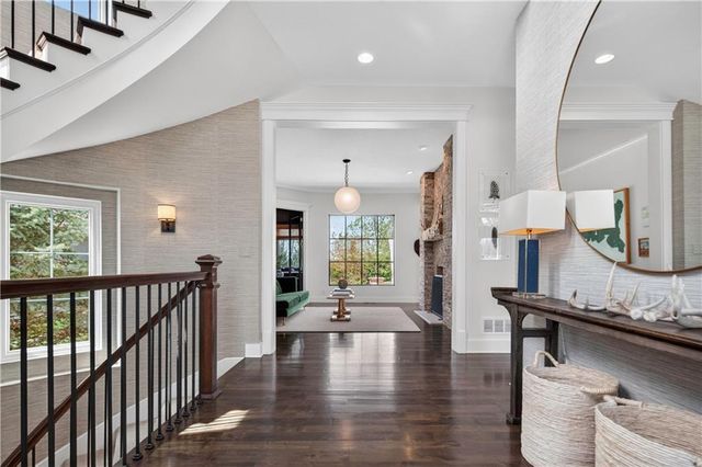 16404 Rosehill Street, Overland Park, KS 66221