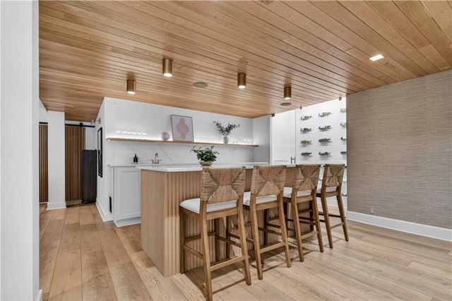 16404 Rosehill Street, Overland Park, KS 66221