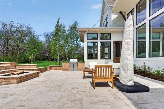 16404 Rosehill Street, Overland Park, KS 66221