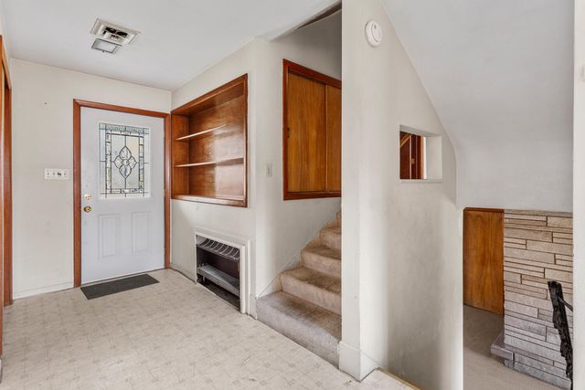 1708 Park Haven Drive, Champaign, IL 61820