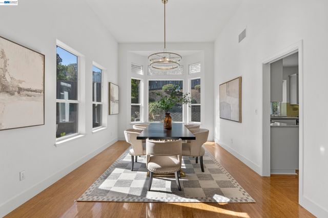847 E Angela St, Pleasanton, CA 94566
