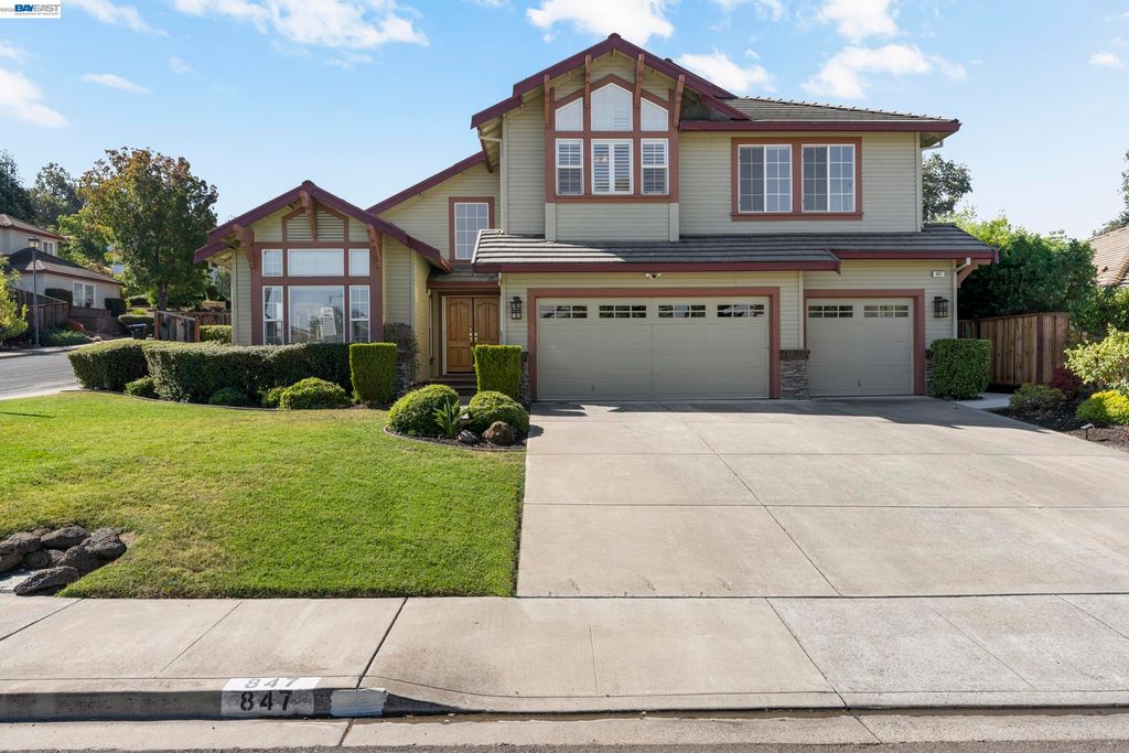 847 E Angela St, Pleasanton, CA 94566