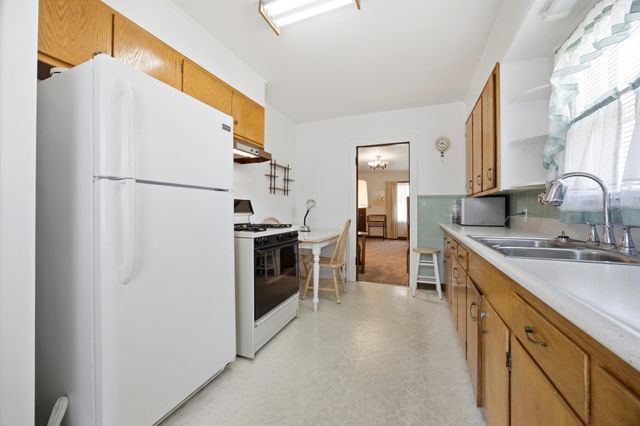 212 1st Avenue SW, Dilworth, MN 56529