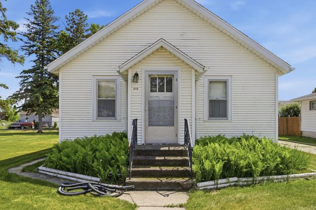 212 1st Avenue SW, Dilworth, MN 56529