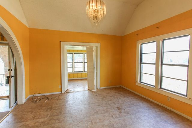 1405 Runnels St, Big Spring, TX 79720