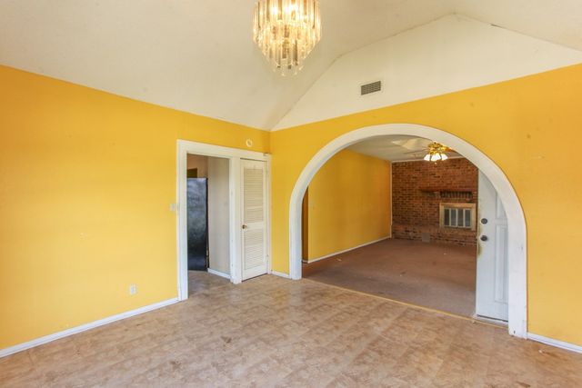 1405 Runnels St, Big Spring, TX 79720