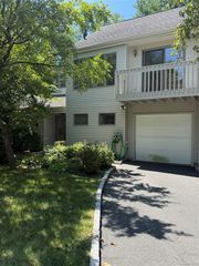 23 Evon Court, Scarsdale, NY 10583
