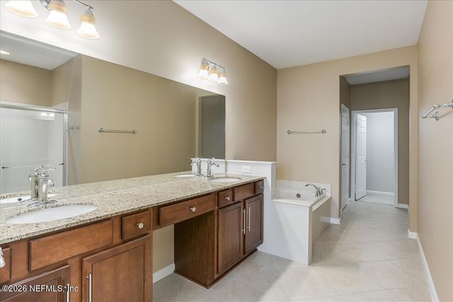 3670 CASITAS Drive, Jacksonville, FL 32224