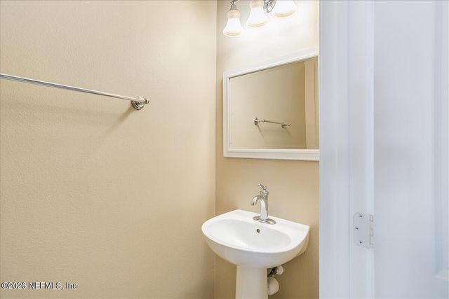 3670 CASITAS Drive, Jacksonville, FL 32224