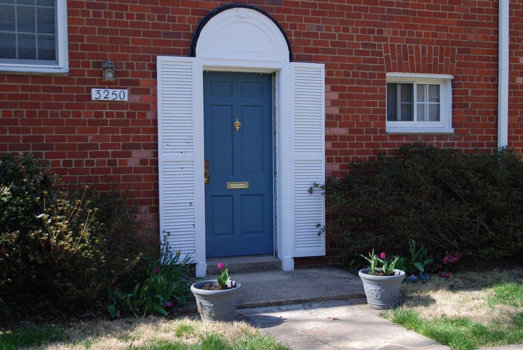 3250 MARTHA CUSTIS DR, Alexandria, VA 22302