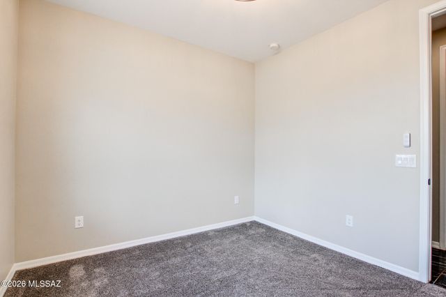 16001 N Columbus Boulevard, Tucson, AZ 85739