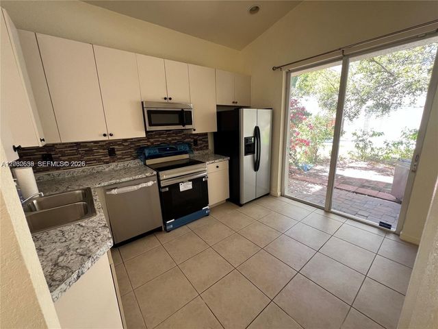 2240 Portofino Avenue 0, Homestead, FL 33033