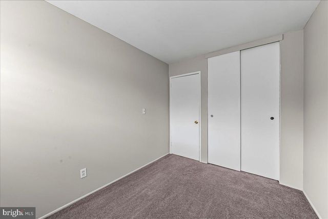 725 S HARMONY RD, Newark, DE 19713