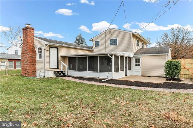 725 S HARMONY RD, Newark, DE 19713