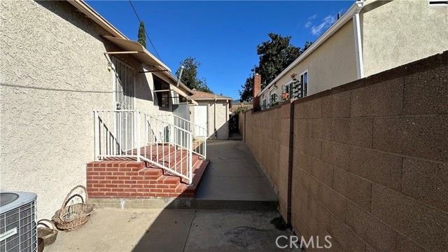1406 Fairfield, Glendale, CA 91201