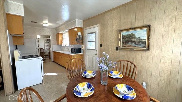 1406 Fairfield, Glendale, CA 91201