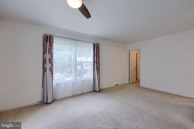 216 EAGLE DR, Ephrata, PA 17522