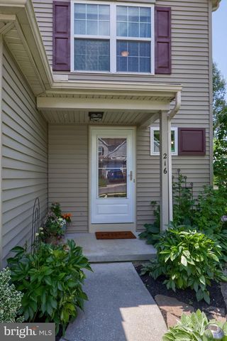 216 EAGLE DR, Ephrata, PA 17522