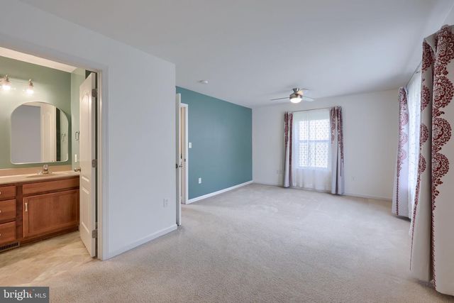 216 EAGLE DR, Ephrata, PA 17522