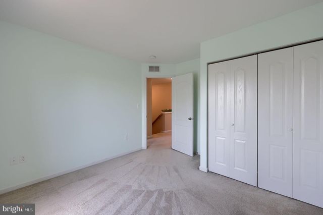 216 EAGLE DR, Ephrata, PA 17522