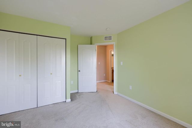 216 EAGLE DR, Ephrata, PA 17522