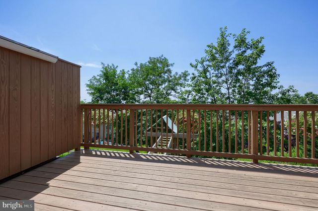 216 EAGLE DR, Ephrata, PA 17522
