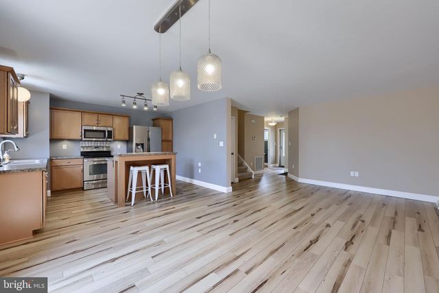 216 EAGLE DR, Ephrata, PA 17522