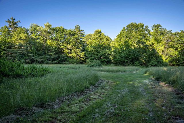 607 N Main Street, Wolfeboro, NH 03894