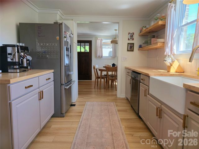 152 Florida Avenue, Forest City, NC 28043