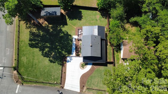 152 Florida Avenue, Forest City, NC 28043
