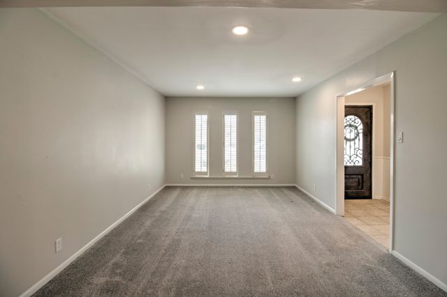 2331 Brookhaven Drive, Denison, TX 75020