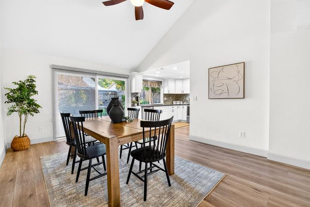 8141 Woodlake Hills Dr, Orangevale, CA 95662