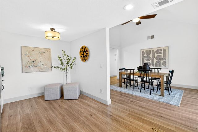 8141 Woodlake Hills Dr, Orangevale, CA 95662