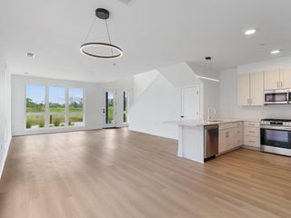 4163 E Hemlock DRIVE #108, Oak Creek, WI 53154