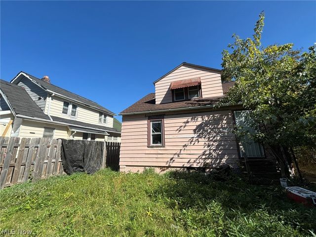 4678 E 147th Street, Cleveland, OH 44128