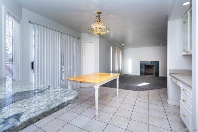 40945 Justin Drive, Sterling Heights, MI 48310