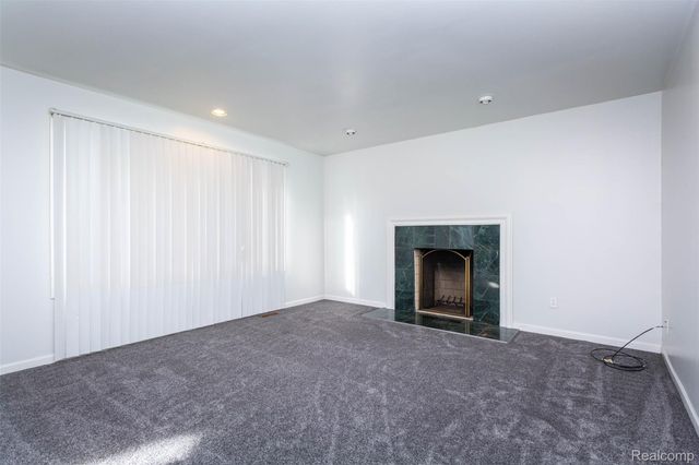 40945 Justin Drive, Sterling Heights, MI 48310