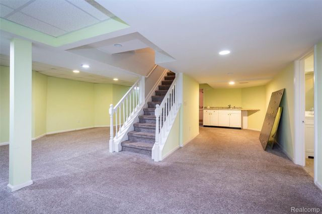 40945 Justin Drive, Sterling Heights, MI 48310