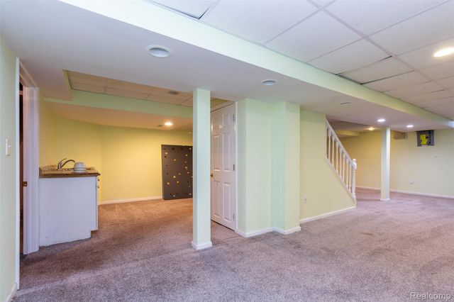 40945 Justin Drive, Sterling Heights, MI 48310