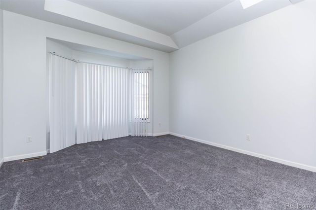 40945 Justin Drive, Sterling Heights, MI 48310