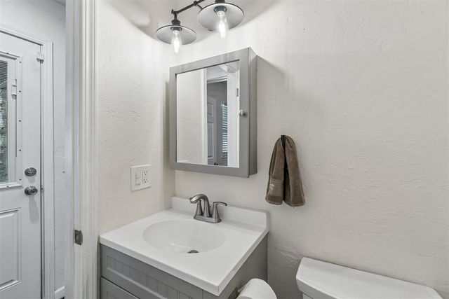 1305 Smiling Hill Boulevard, Edmond, OK 73013