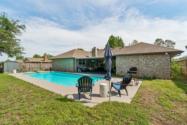 1305 Smiling Hill Boulevard, Edmond, OK 73013
